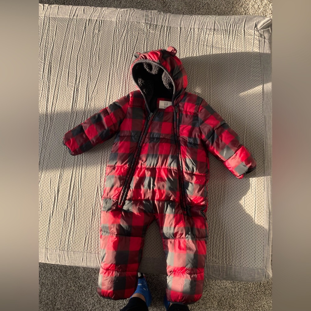 Gap buffalo plaid snowsuit 12-18 months